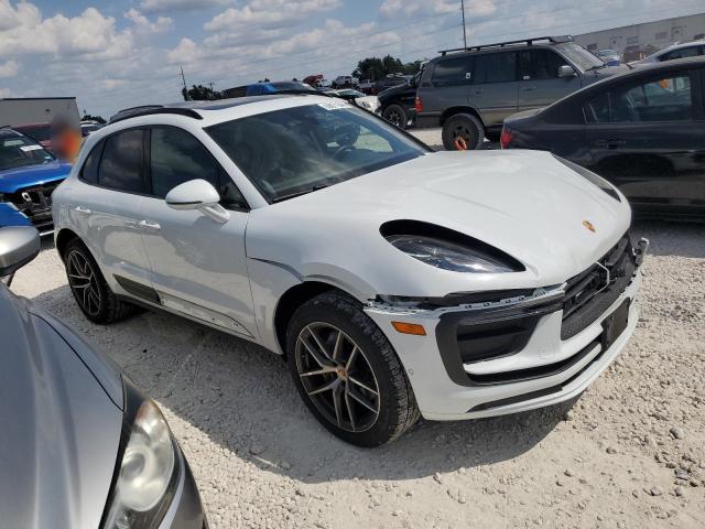 Photo 3 VIN: WP1AA2A5XPLB04347 - PORSCHE MACAN BASE 