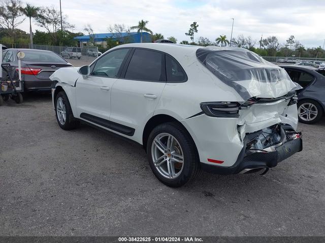 Photo 2 VIN: WP1AA2A5XRLB00818 - PORSCHE MACAN 