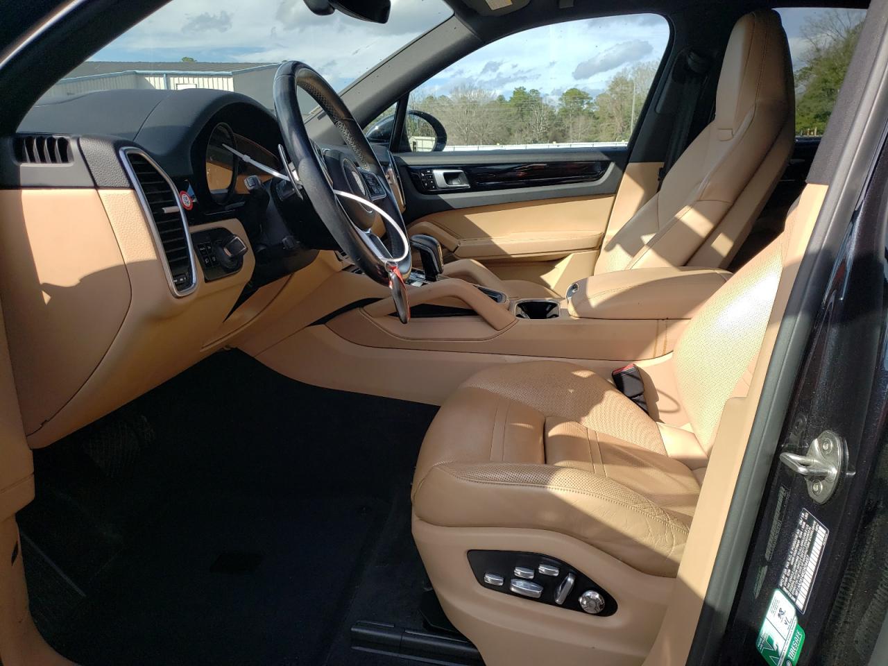 Photo 6 VIN: WP1AA2AY4KDA04497 - PORSCHE CAYENNE 