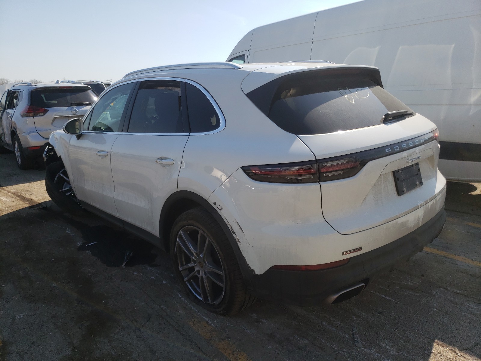 Photo 2 VIN: WP1AA2AY5KDA16948 - PORSCHE CAYENNE 