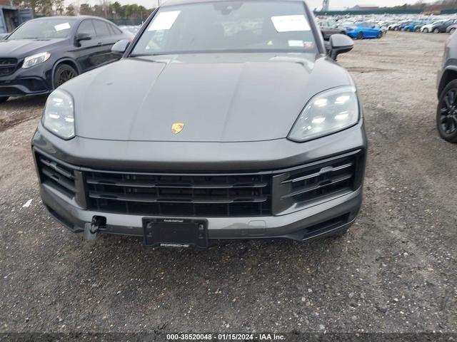 Photo 11 VIN: WP1AA2AY5RDA00873 - PORSCHE CAYENNE 