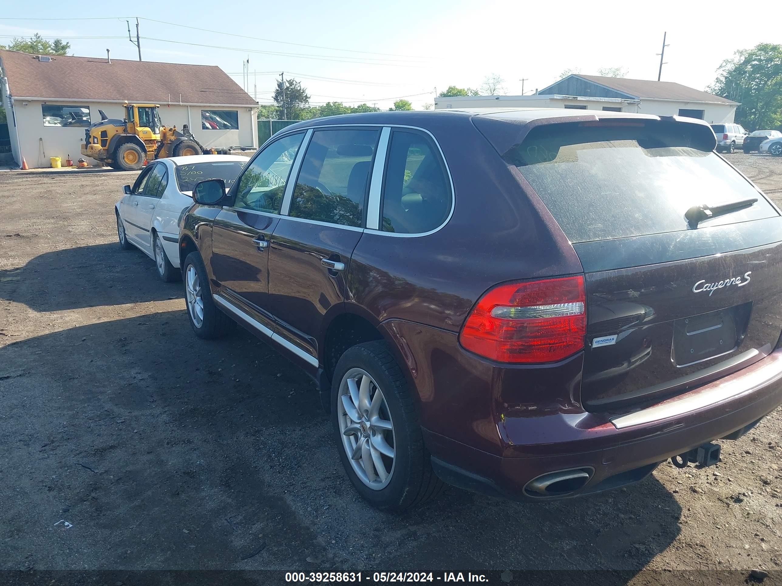 Photo 2 VIN: WP1AB29P08LA43238 - PORSCHE CAYENNE 