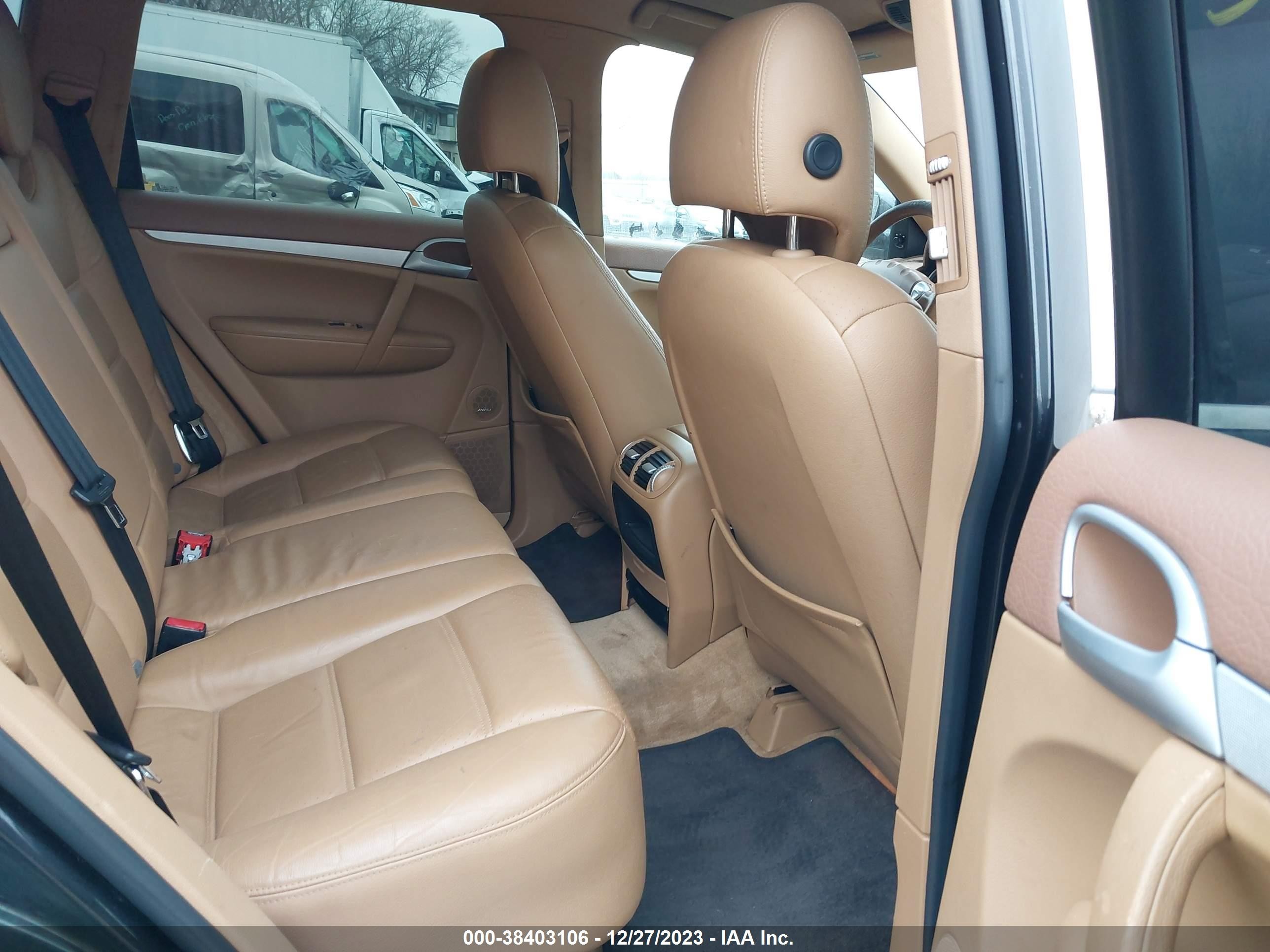 Photo 8 VIN: WP1AB29P14LA69289 - PORSCHE CAYENNE 