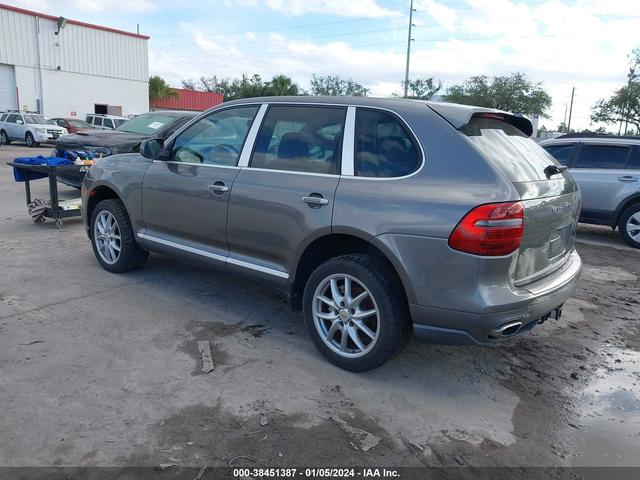 Photo 2 VIN: WP1AB29P38LA30855 - PORSCHE CAYENNE 