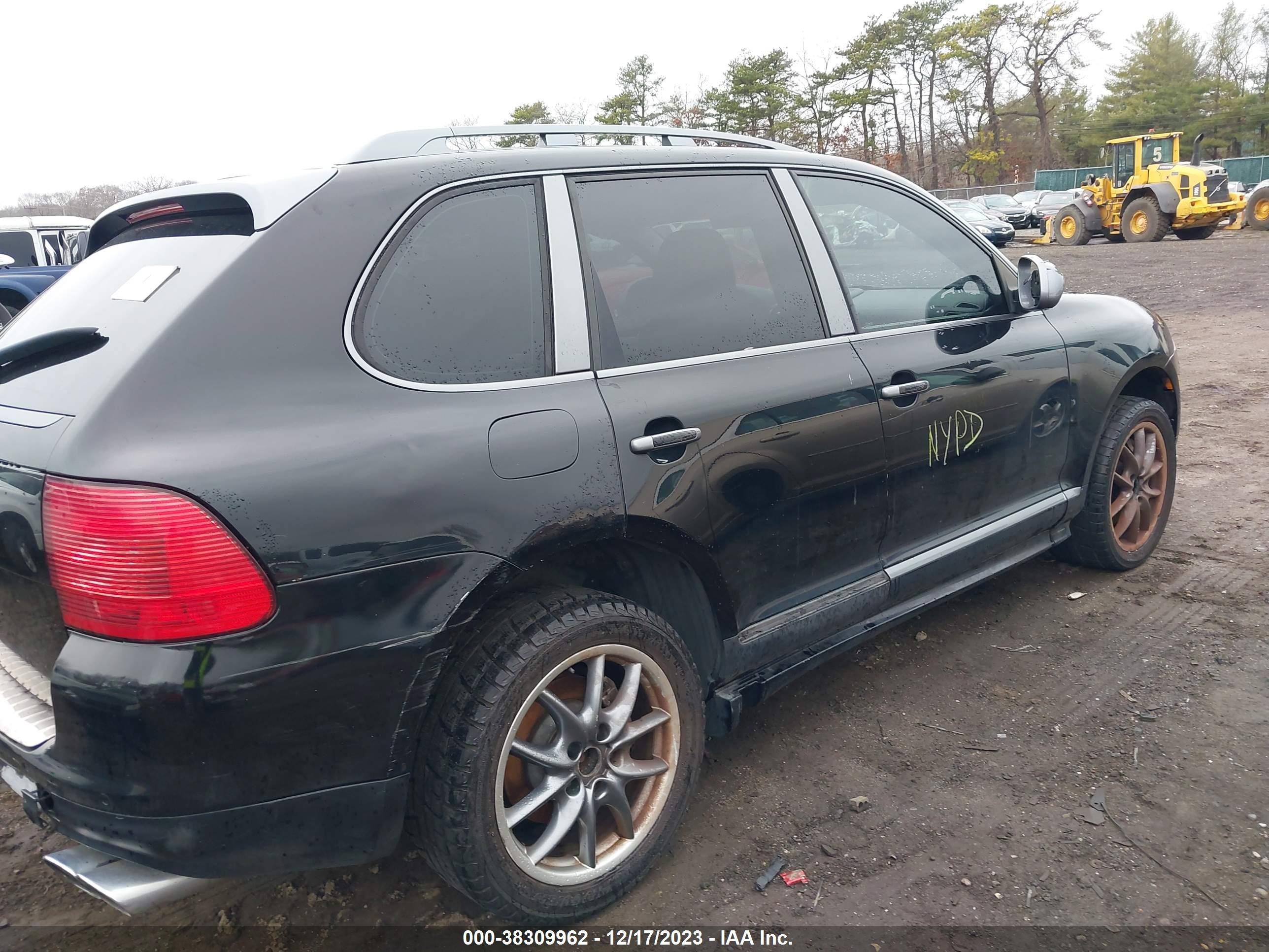 Photo 3 VIN: WP1AB29P46LA67992 - PORSCHE CAYENNE 