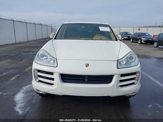 Photo 11 VIN: WP1AB29P89LA46227 - PORSCHE CAYENNE 