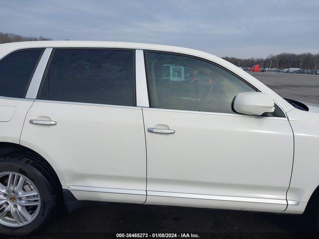 Photo 12 VIN: WP1AB29P89LA46227 - PORSCHE CAYENNE 