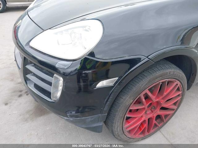 Photo 5 VIN: WP1AB29P98LA36031 - PORSCHE CAYENNE 