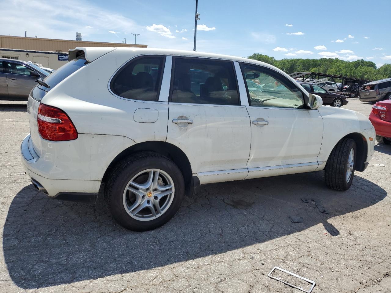 Photo 2 VIN: WP1AB29PX8LA43263 - PORSCHE CAYENNE 