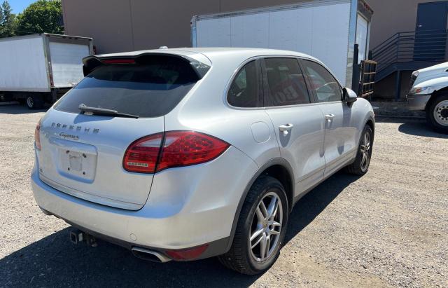 Photo 3 VIN: WP1AB2A20BLA42064 - PORSCHE CAYENNE 