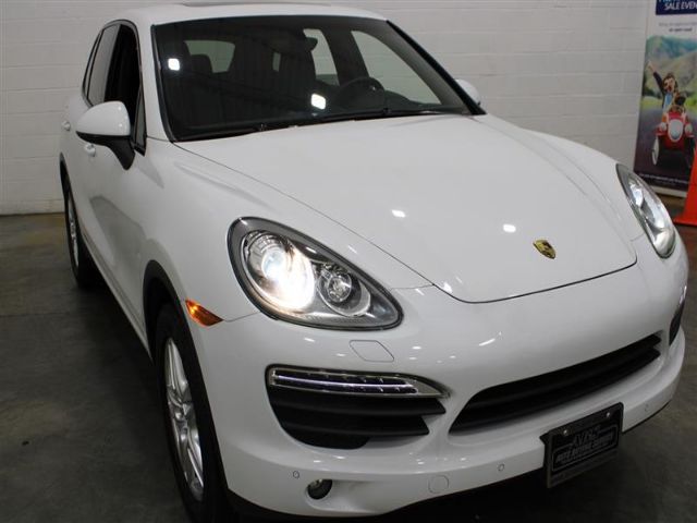 Photo 2 VIN: WP1AB2A21DLA83905 - PORSCHE CAYENNE 