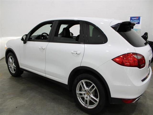 Photo 6 VIN: WP1AB2A21DLA83905 - PORSCHE CAYENNE 