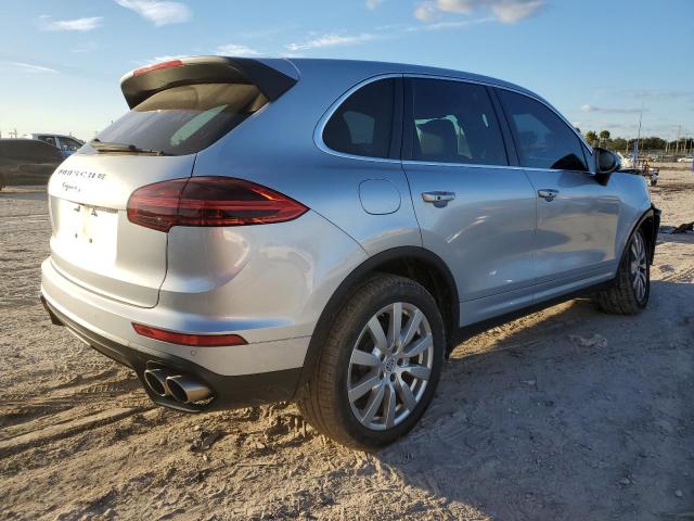 Photo 2 VIN: WP1AB2A22GLA93931 - PORSCHE CAYENNE S 