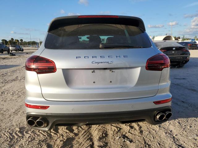 Photo 5 VIN: WP1AB2A22GLA93931 - PORSCHE CAYENNE S 