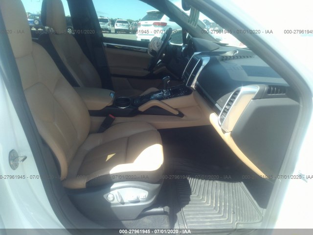 Photo 4 VIN: WP1AB2A22GLA94223 - PORSCHE CAYENNE 