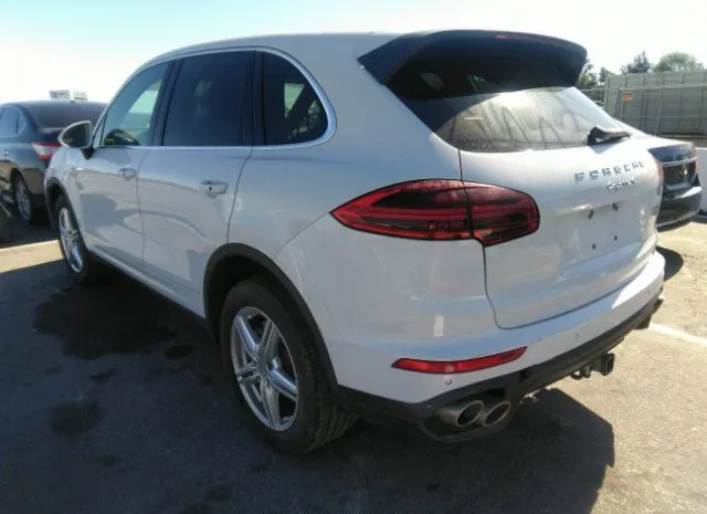 Photo 2 VIN: WP1AB2A22GLA95856 - PORSCHE CAYENNE 