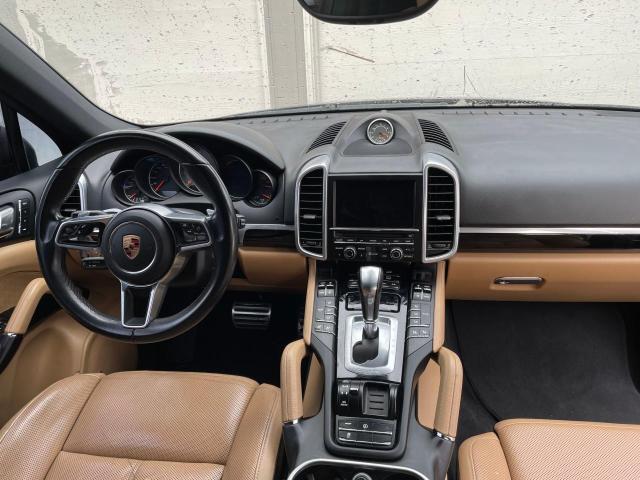 Photo 8 VIN: WP1AB2A22GLA96277 - PORSCHE CAYENNE 