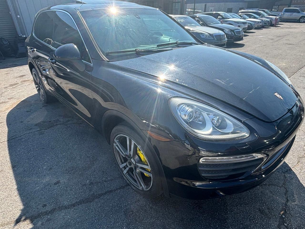 Photo 1 VIN: WP1AB2A23BLA51180 - PORSCHE CAYENNE 