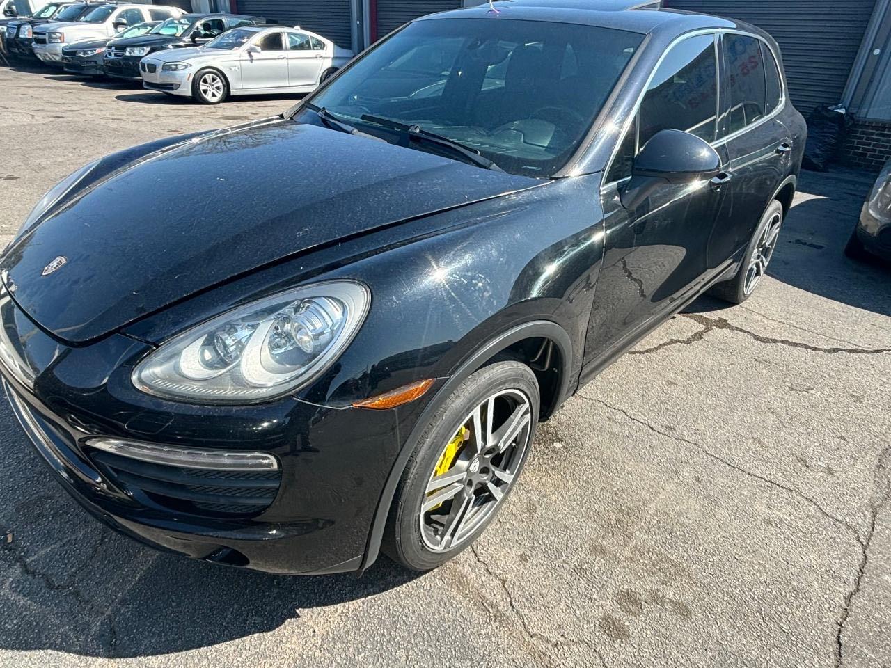 Photo 2 VIN: WP1AB2A23BLA51180 - PORSCHE CAYENNE 