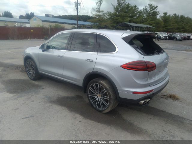 Photo 2 VIN: WP1AB2A23HLA51527 - PORSCHE CAYENNE 