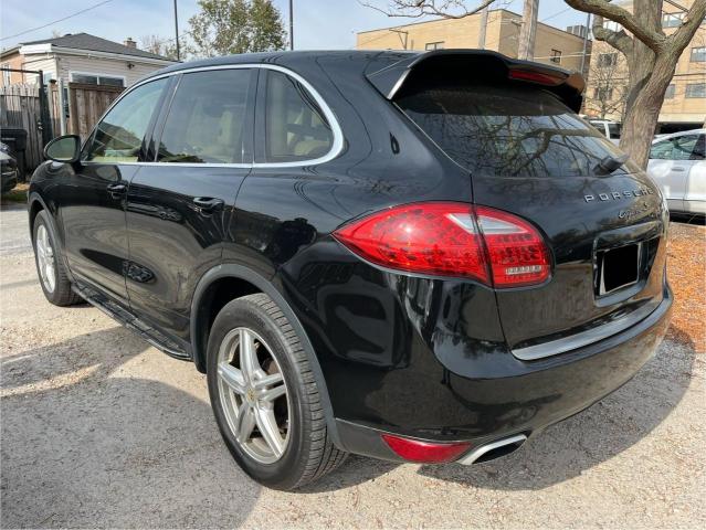 Photo 2 VIN: WP1AB2A25CLA49089 - PORSCHE CAYENNE S 