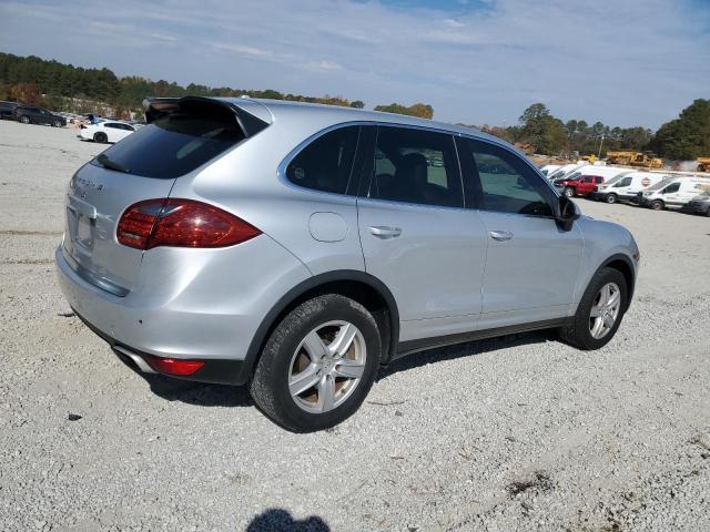 Photo 2 VIN: WP1AB2A26BLA45289 - PORSCHE CAYENNE 