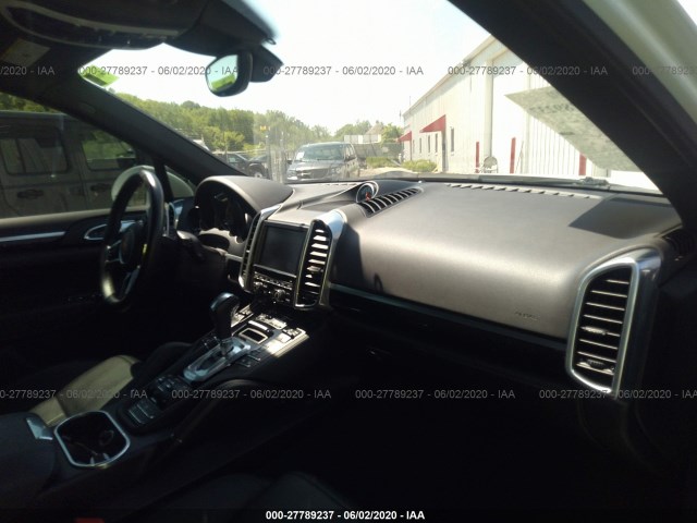 Photo 4 VIN: WP1AB2A26GLA92393 - PORSCHE CAYENNE 