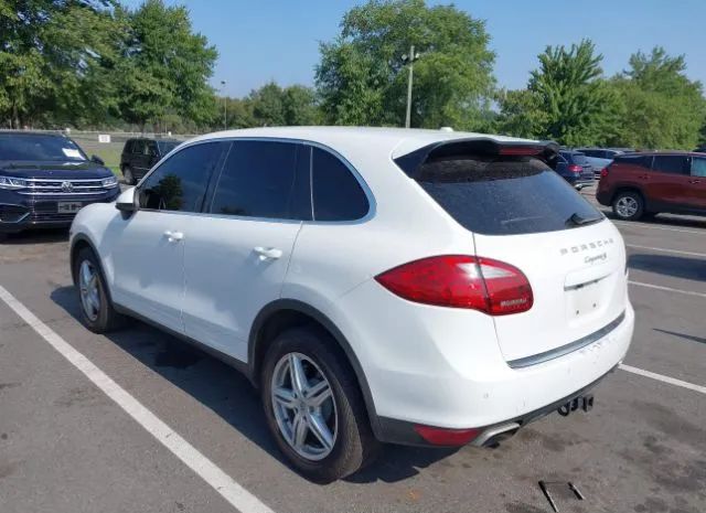 Photo 2 VIN: WP1AB2A27CLA47408 - PORSCHE CAYENNE 