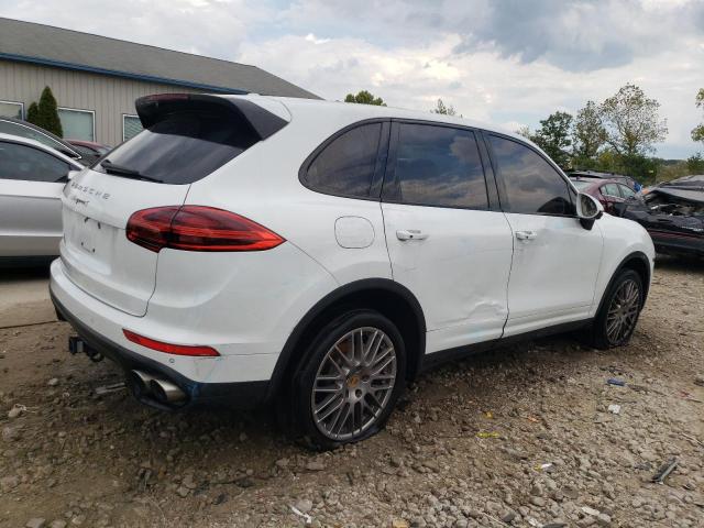 Photo 2 VIN: WP1AB2A27GLA93990 - PORSCHE CAYENNE S 