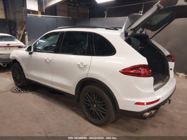 Photo 2 VIN: WP1AB2A27GLA94654 - PORSCHE CAYENNE 