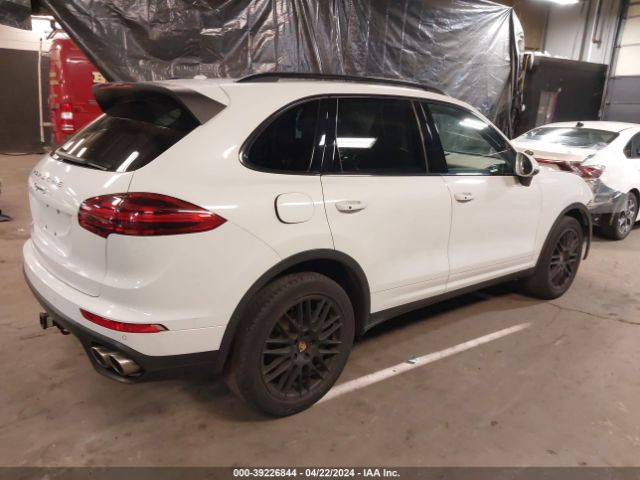 Photo 3 VIN: WP1AB2A27GLA94654 - PORSCHE CAYENNE 