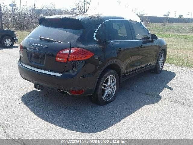 Photo 3 VIN: WP1AB2A28BLA41888 - PORSCHE CAYENNE 