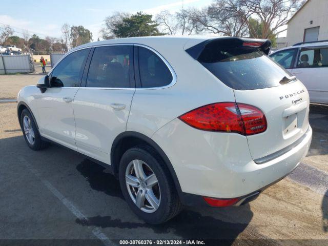 Photo 2 VIN: WP1AB2A28BLA46623 - PORSCHE CAYENNE 