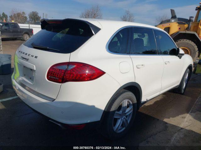 Photo 3 VIN: WP1AB2A28BLA46623 - PORSCHE CAYENNE 