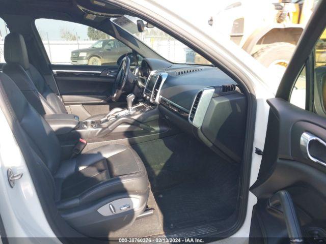 Photo 4 VIN: WP1AB2A28BLA46623 - PORSCHE CAYENNE 