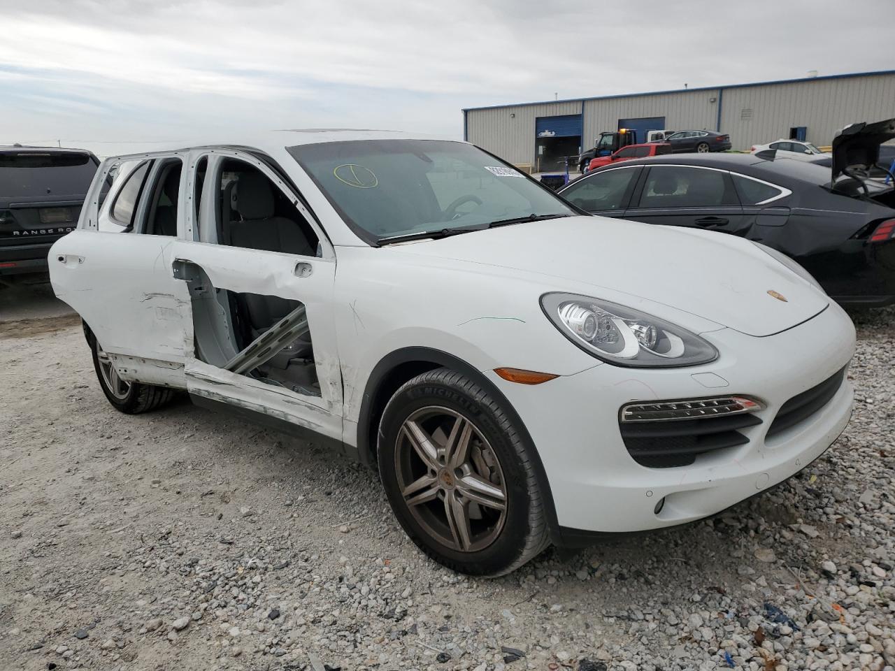 Photo 3 VIN: WP1AB2A28ELA58887 - PORSCHE CAYENNE 