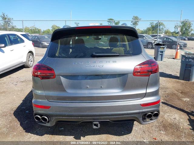 Photo 16 VIN: WP1AB2A28FLA58728 - PORSCHE CAYENNE 