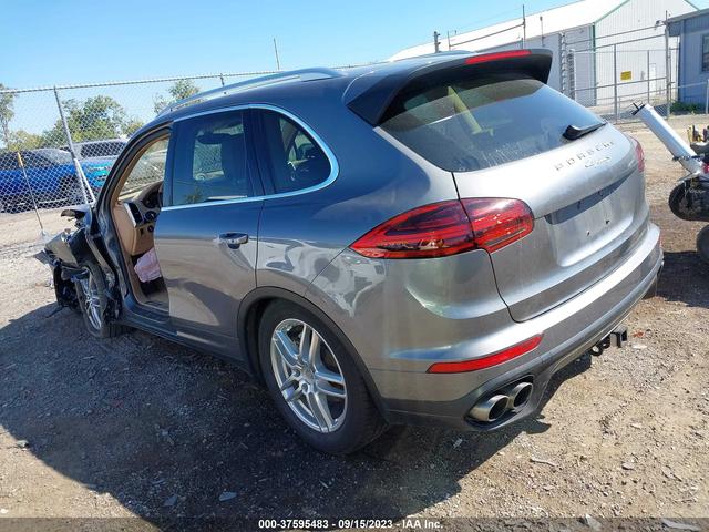 Photo 2 VIN: WP1AB2A28FLA58728 - PORSCHE CAYENNE 