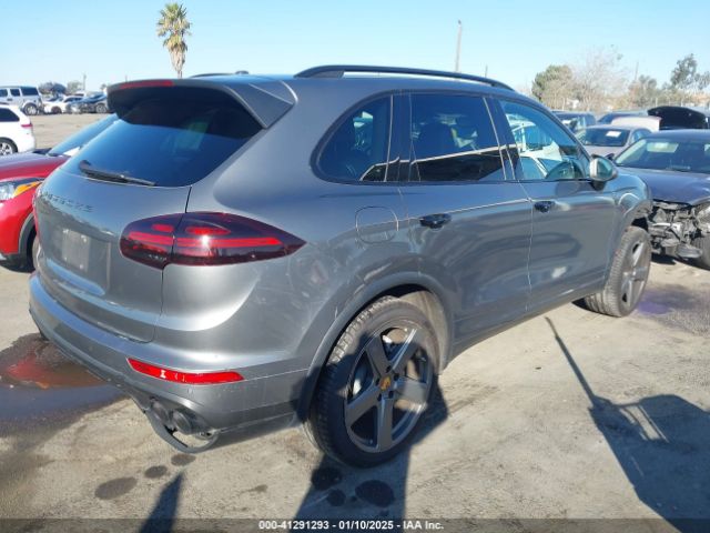 Photo 3 VIN: WP1AB2A28JLA60472 - PORSCHE CAYENNE 