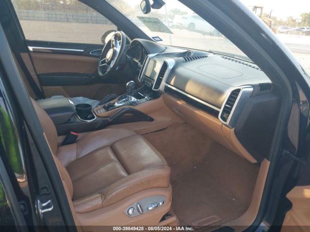 Photo 4 VIN: WP1AB2A28JLA60553 - PORSCHE CAYENNE 