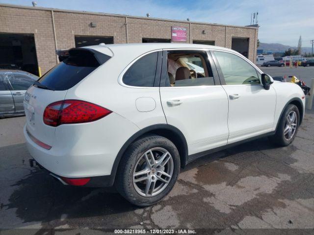 Photo 3 VIN: WP1AB2A29BLA41995 - PORSCHE CAYENNE 