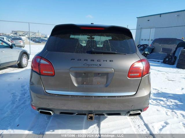 Photo 15 VIN: WP1AB2A29BLA42290 - PORSCHE CAYENNE S 