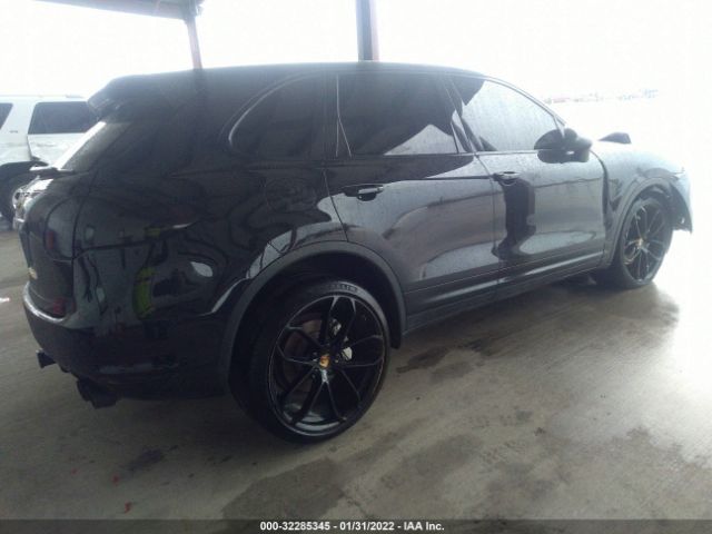 Photo 3 VIN: WP1AB2A29BLA43231 - PORSCHE CAYENNE 