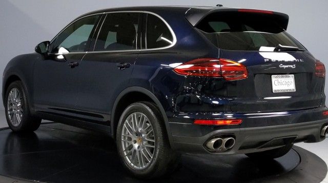 Photo 3 VIN: WP1AB2A29HLA52567 - PORSCHE CAYENNE 