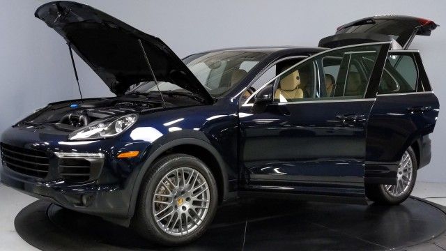 Photo 9 VIN: WP1AB2A29HLA52567 - PORSCHE CAYENNE 