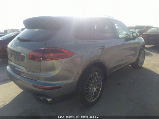 Photo 3 VIN: WP1AB2A29HLA52794 - PORSCHE CAYENNE 