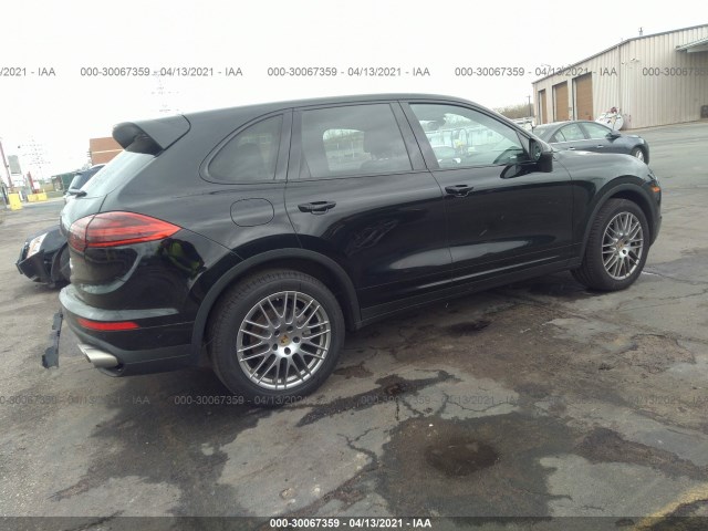 Photo 3 VIN: WP1AB2A29HLA53587 - PORSCHE CAYENNE 