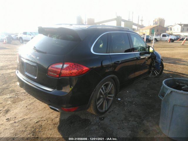 Photo 3 VIN: WP1AB2A2XCLA49525 - PORSCHE CAYENNE 