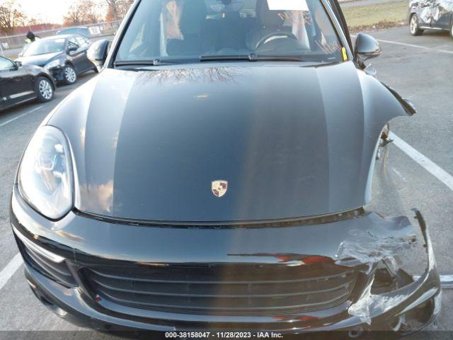 Photo 9 VIN: WP1AB2A2XGLA96639 - PORSCHE CAYENNE 