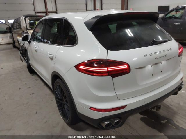 Photo 2 VIN: WP1AB2A2XJLA60828 - PORSCHE CAYENNE 